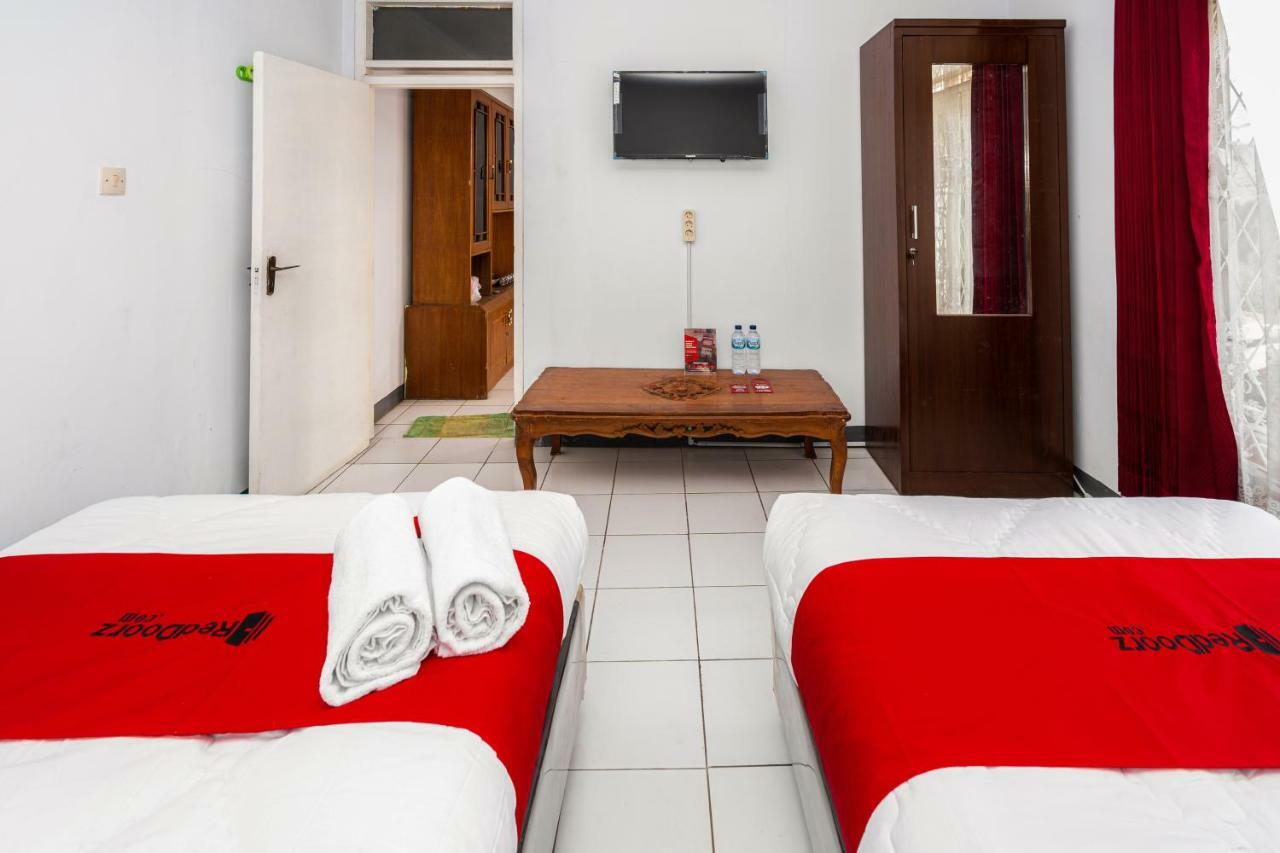 Reddoorz Syariah Near Rsud Cimacan Bogor Esterno foto